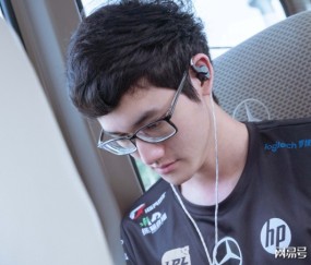 九游娱乐-关于Karsa新星突破纪录表现惊艳，DWG未来可期！的信息