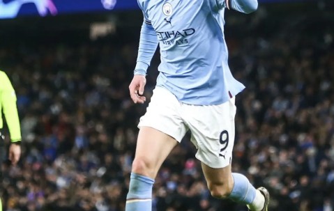 九游娱乐-德罗巴与80激战C9分钟，反败为胜胜负难料！，哈兰德焦点对战上演精彩一战的简单介绍